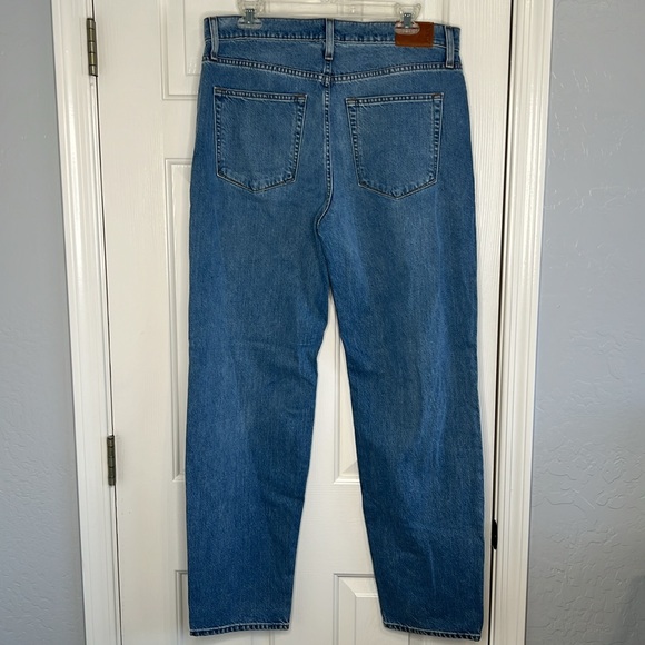 NWT J Crew mid rise slouchy straight medium wash jeans size 29 aka 8 - Picture 2 of 10